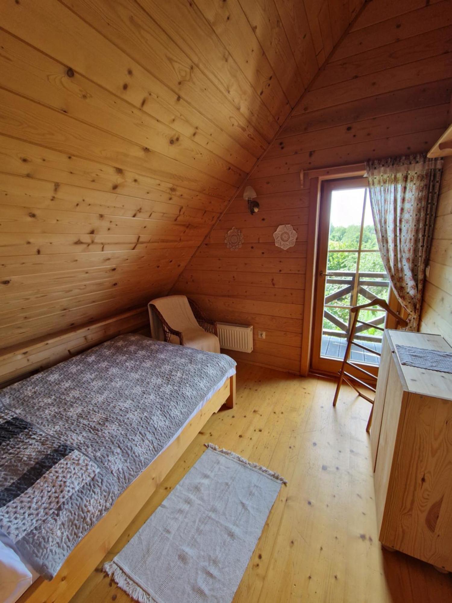 Holiday home Dom Letnisowkowy Basiowka