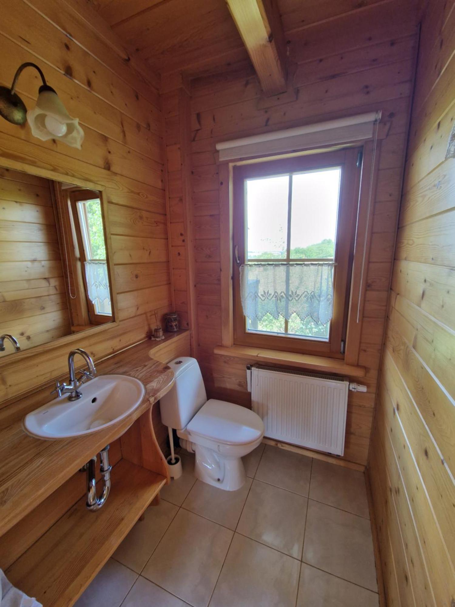 Dom Letnisowkowy Basiowka Holiday home Bodzentyn