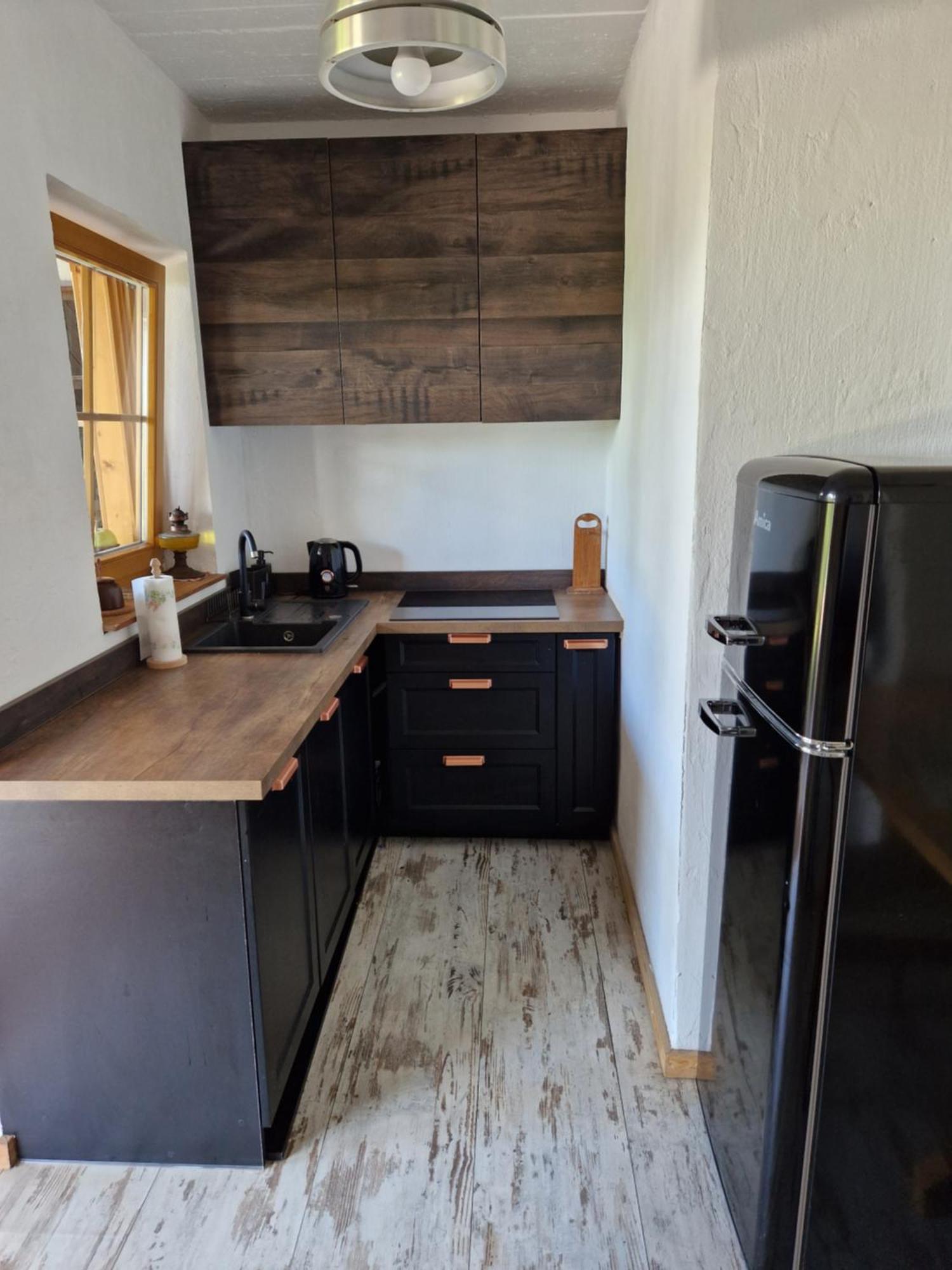 Dom Letnisowkowy Basiowka Holiday home Bodzentyn